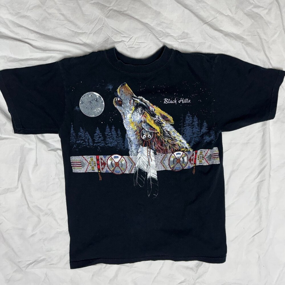Vintage Black Hills Wolf T-Shirt, Black, Medium